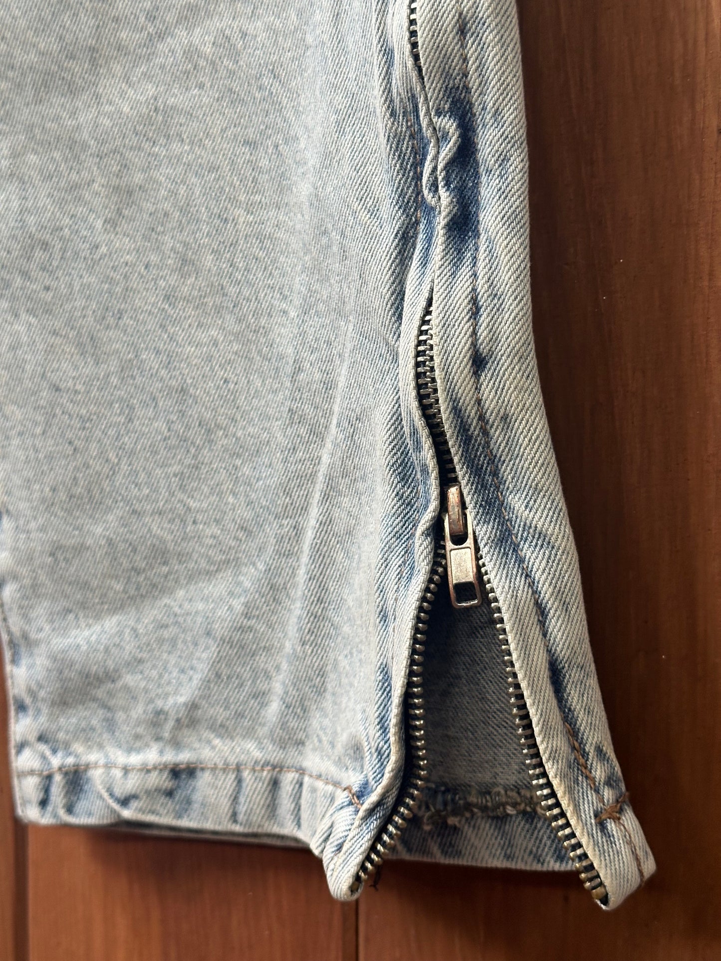 ZIP-UP ICE BLUE