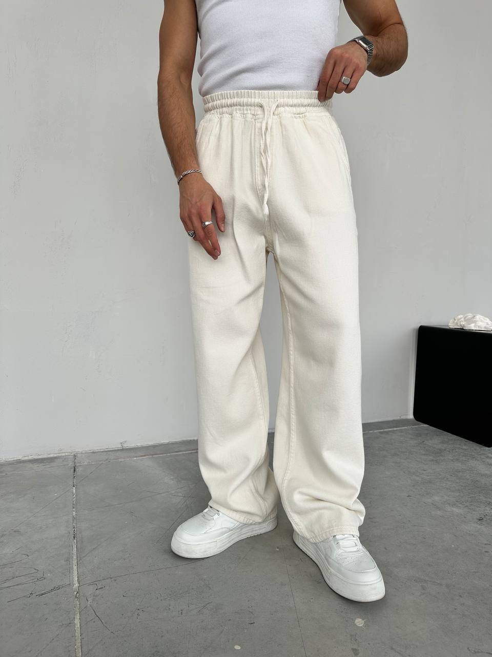 WHITE BAGGY